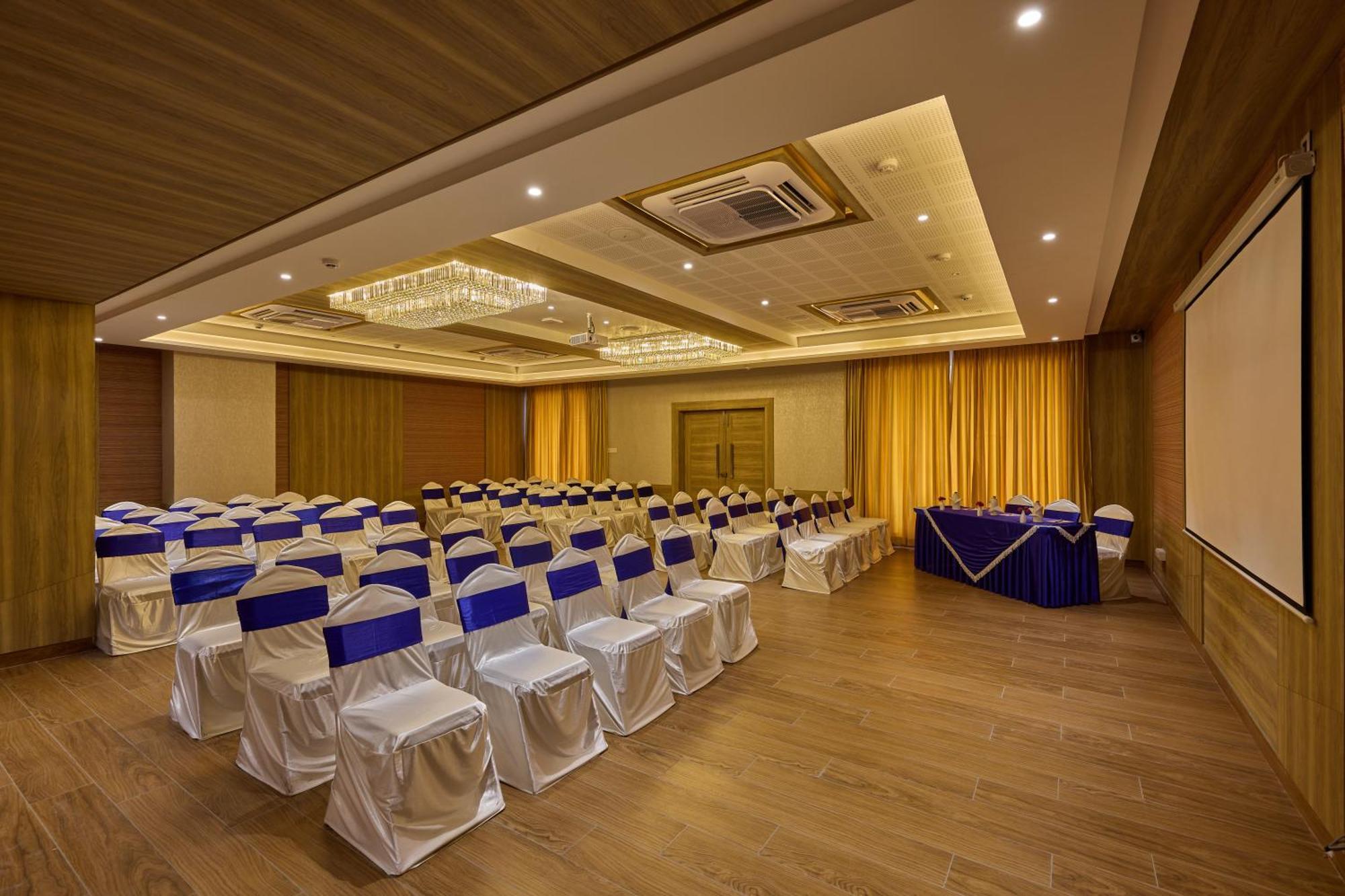 Grand Continent Hosur A Sarovar Portico Affiliate Hotel Exterior foto